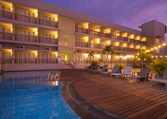 Quest Simpang Lima - By ASTONHotel Semarang