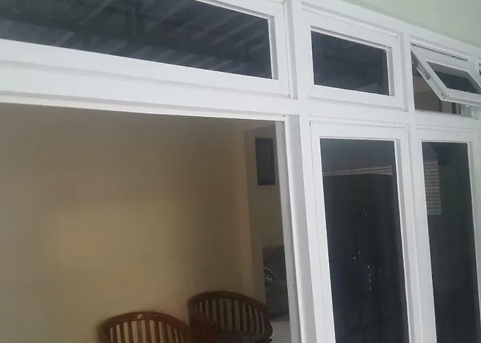 Kostel Wood 7296 Hotel Semarang